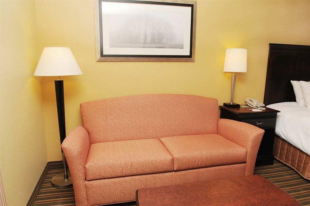Hotel Hampton 3*